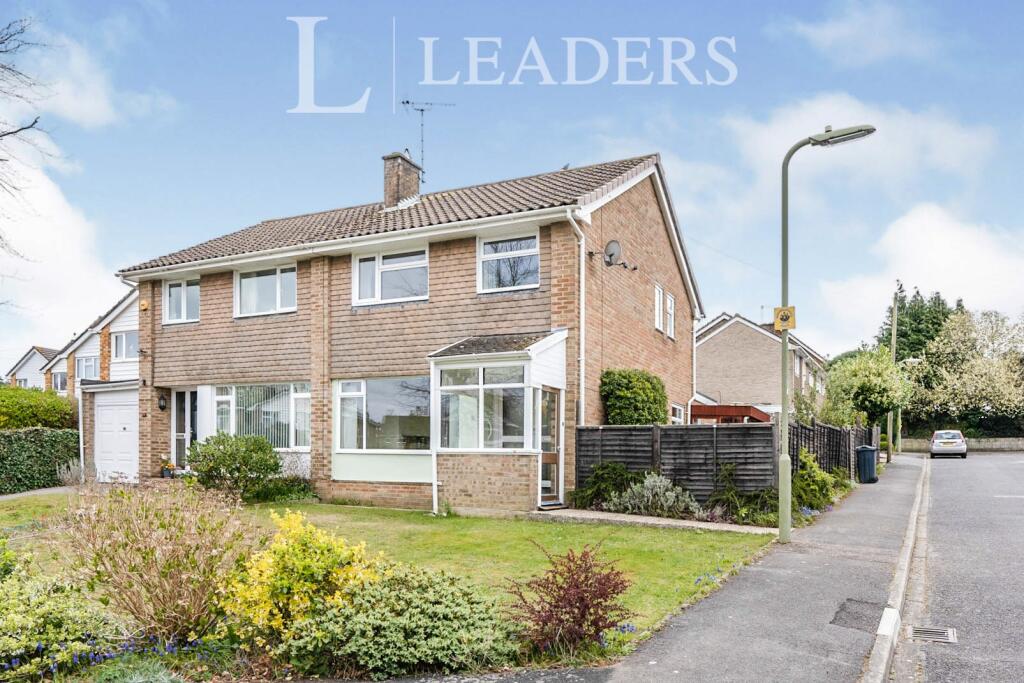 3 bed Detached for rent in Crowdhill. From Leaders - Eastleigh 3 bed Detached for rent in Crowdhill. From Leaders - Eastleigh