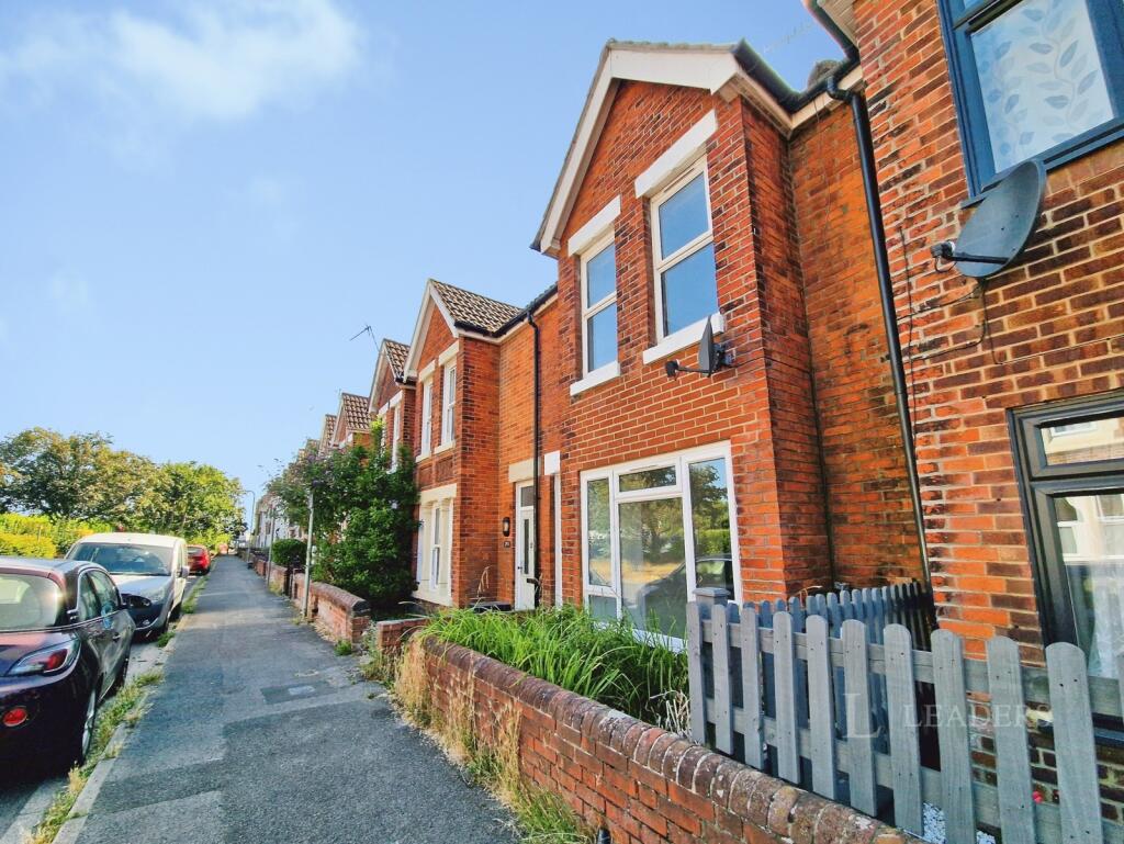 4 bed House Share for rent in Eastleigh. From Leaders - Eastleigh