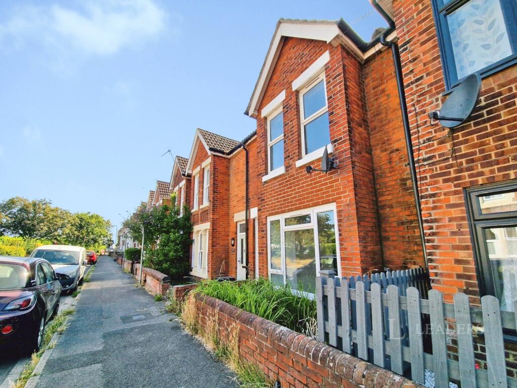 4 bed House Share for rent in Eastleigh. From Leaders - Eastleigh