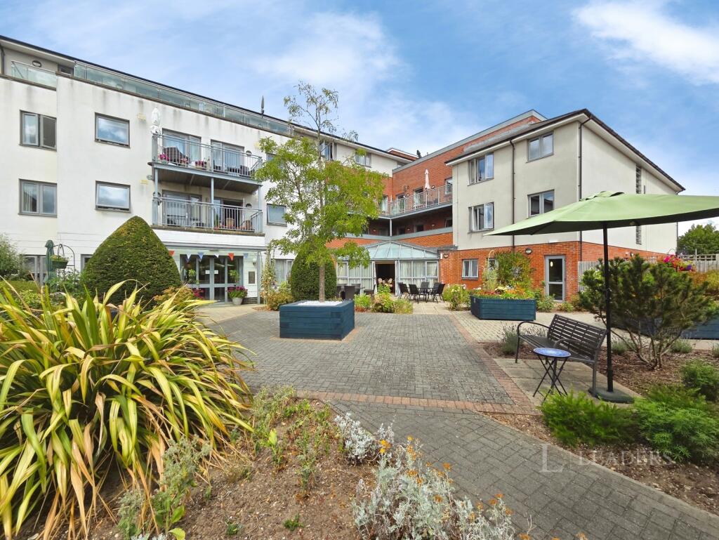 1 bed 1st Floor Flat for rent in Eastleigh. From Leaders - Eastleigh