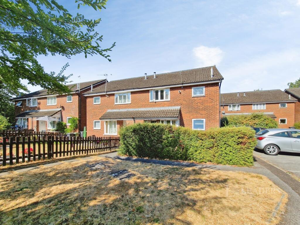 1 bed Mid Terraced House for rent in Eastleigh. From Leaders - Eastleigh