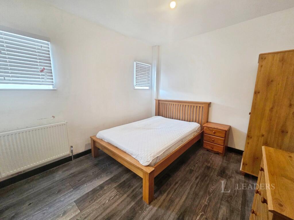 1 bed House Share for rent in Eastleigh. From Leaders - Eastleigh