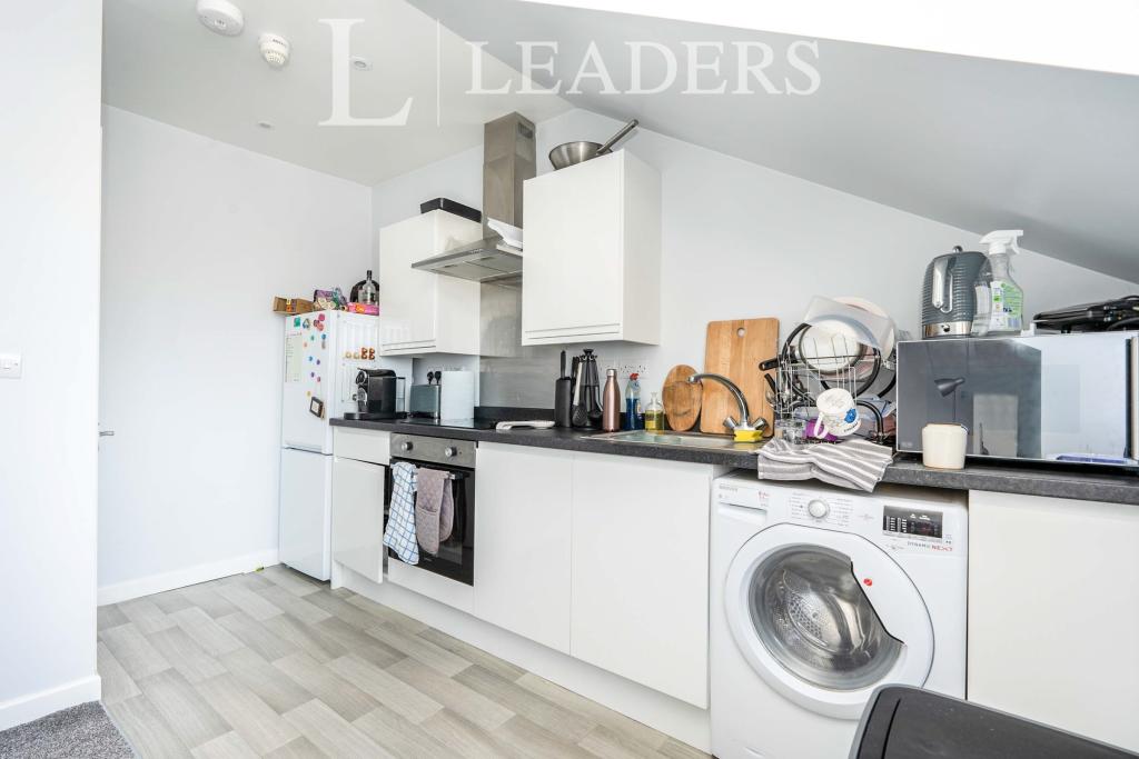 2 bed Apartment for rent in Southampton. From Leaders - Southampton