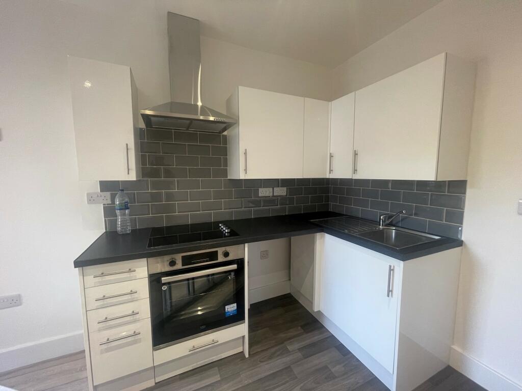2 bed Apartment for rent in Southampton. From Leaders (Southampton)