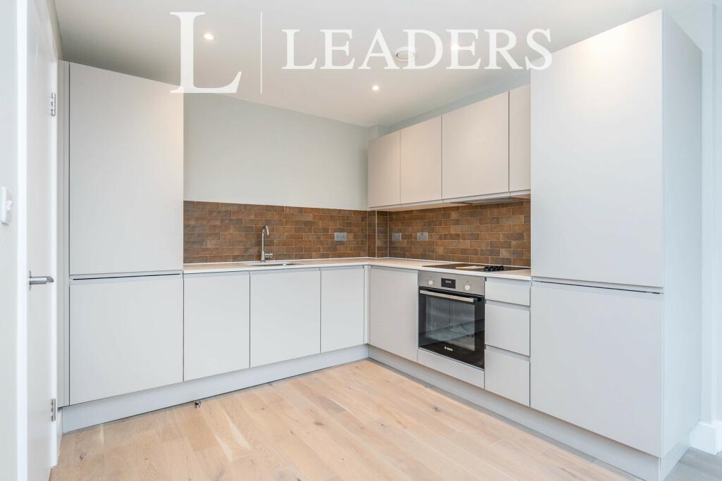 1 bed Apartment for rent in . From Leaders - Southampton