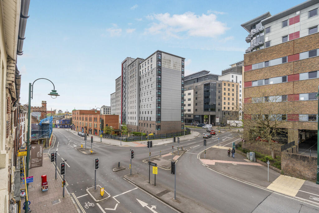 1 bed 1st Floor Flat for rent in Southampton. From Leaders Sales - Southampton