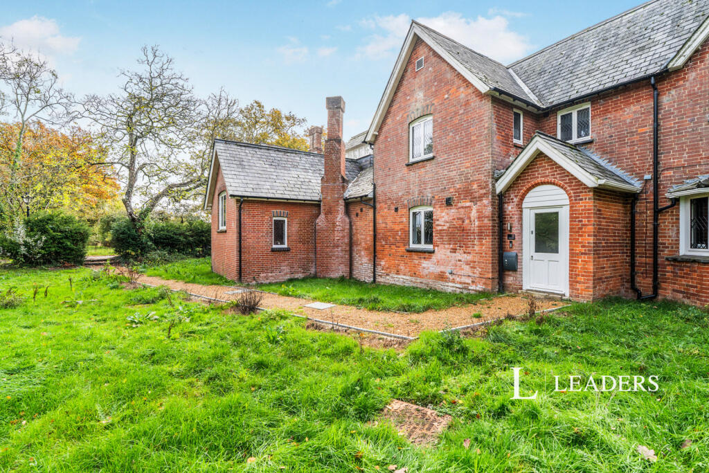 1 bed 1st Floor Flat for rent in Woodlands. From Leaders Sales - Southampton 1 bed 1st Floor Flat for rent in Woodlands. From Leaders Sales - Southampton