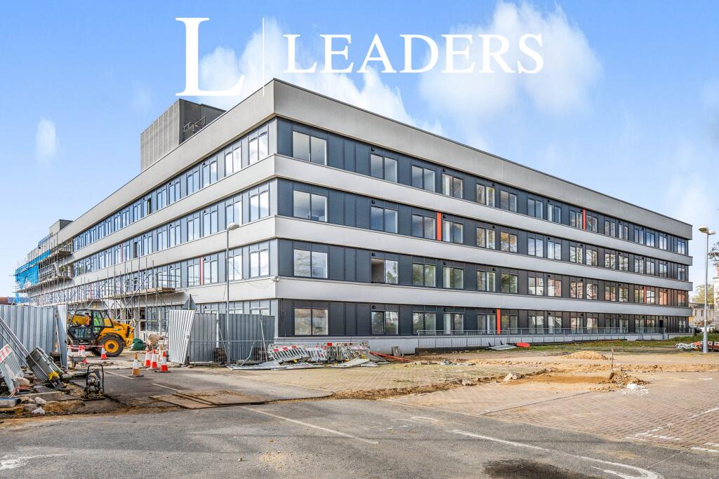 1 bed 1st Floor Flat for rent in . From Leaders Sales - Southampton