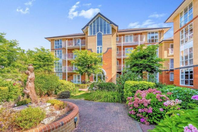 1 bed 1st Floor Flat for rent in Southampton. From Leaders Sales - Southampton
