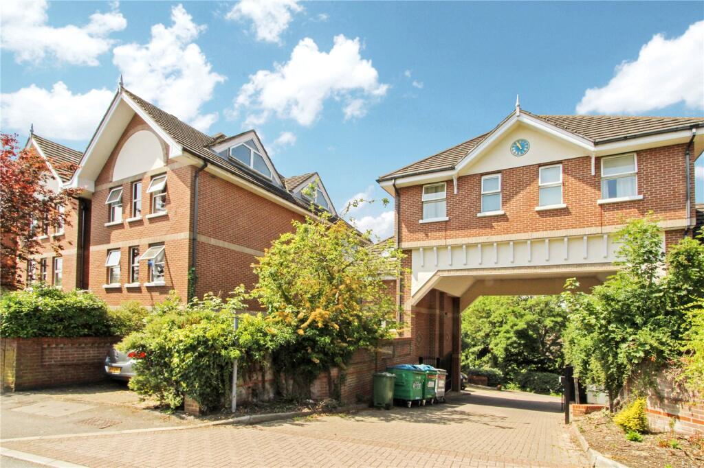 1 bed 1st Floor Flat for rent in Southampton. From Leaders Sales - Southampton