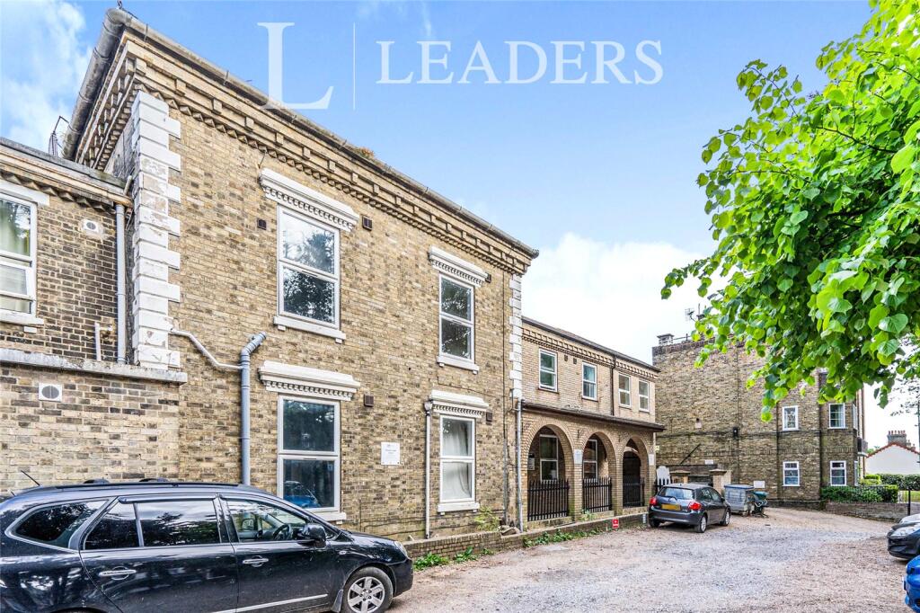 4 bed 1st Floor Flat for rent in Southampton. From Leaders Sales - Southampton