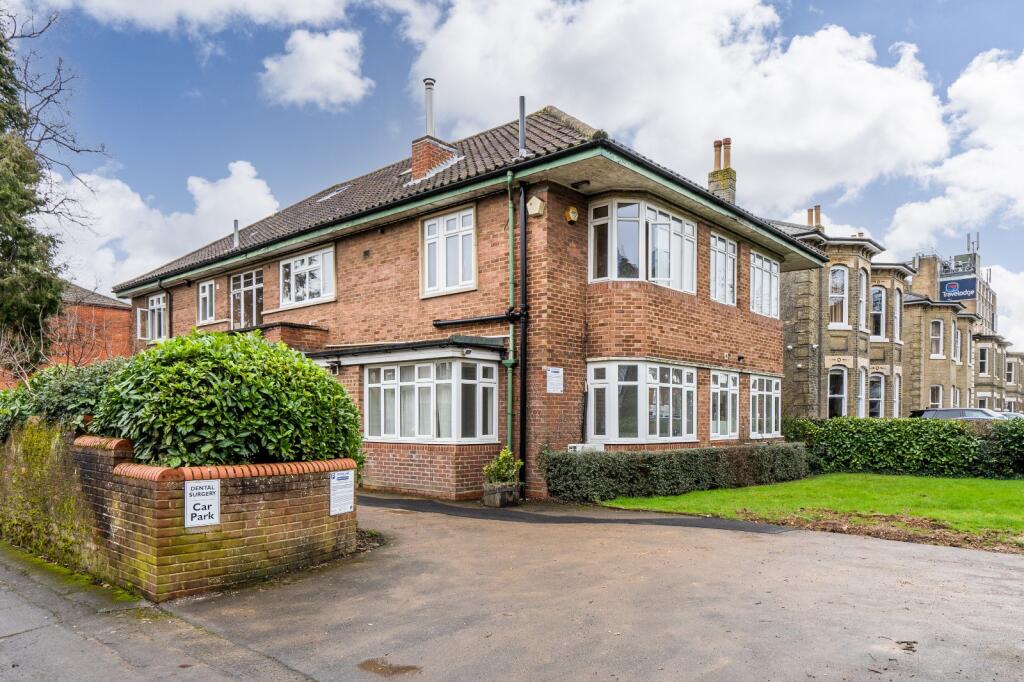 1 bed 1st Floor Flat for rent in Southampton. From Leaders Sales - Southampton
