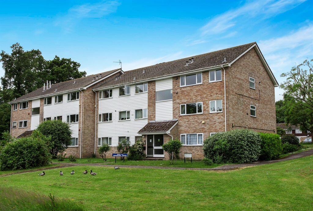 1 bed 1st Floor Flat for rent in Rownhams. From Leaders Sales - Southampton 1 bed 1st Floor Flat for rent in Rownhams. From Leaders Sales - Southampton