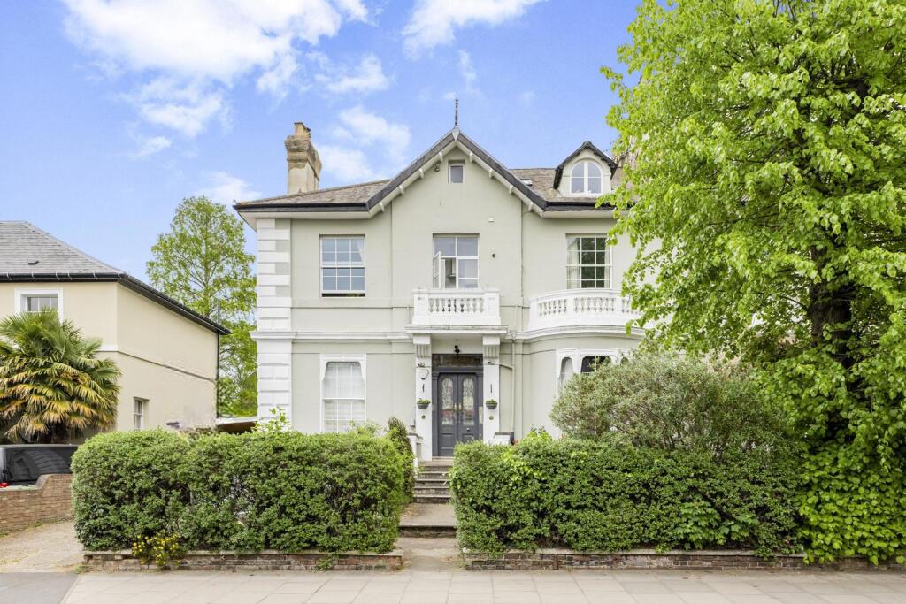 0 bed Studio for rent in Surbiton. From Leaders - Surbiton