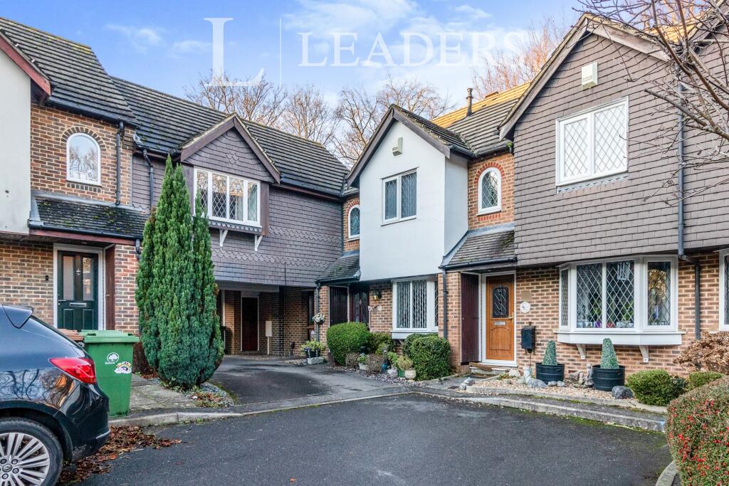 1 bed 1st Floor Flat for rent in Banstead. From Leaders Sales - Sutton