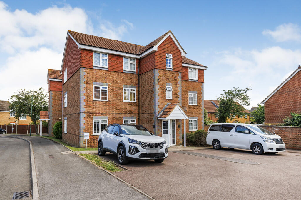 2 bed 1st Floor Flat for rent in Carshalton. From Leaders Sales - Sutton 2 bed 1st Floor Flat for rent in Carshalton. From Leaders Sales - Sutton