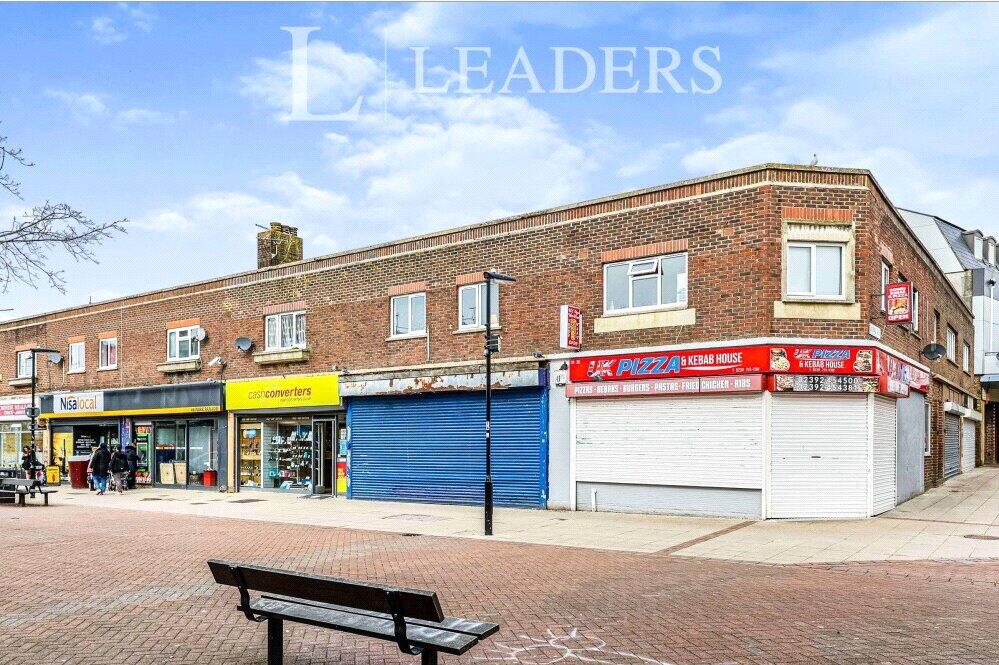 3 bed 1st Floor Flat for rent in Havant. From Leaders Sales - Waterlooville 3 bed 1st Floor Flat for rent in Havant. From Leaders Sales - Waterlooville