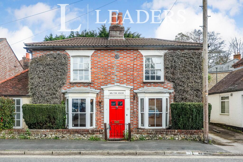 4 bed Detached for rent in Blendworth. From Leaders Sales - Waterlooville