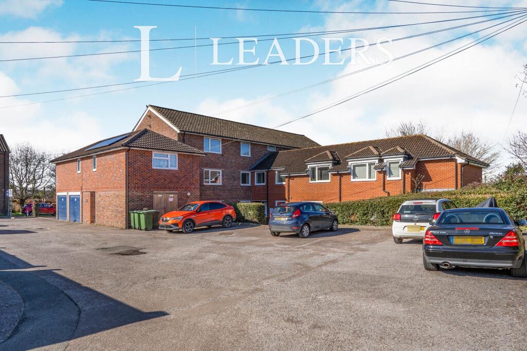 2 bed 1st Floor Flat for rent in Fareham. From Leaders Sales - Waterlooville