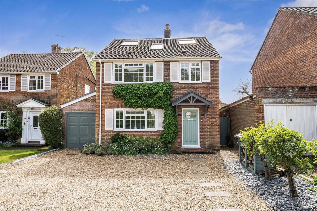5 bed Detached for rent in Furzeley Corner. From Leaders Sales - Waterlooville 5 bed Detached for rent in Furzeley Corner. From Leaders Sales - Waterlooville