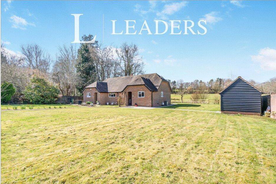2 bed Bungalow for rent in Southwick. From Leaders Sales - Waterlooville 2 bed Bungalow for rent in Southwick. From Leaders Sales - Waterlooville