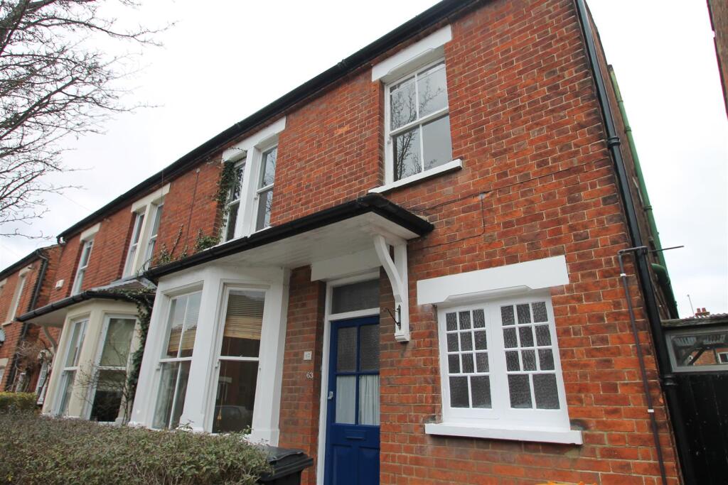 3 bed Semi Detached for rent in Bedford. From Hollands Smith - Bedford 3 bed Semi Detached for rent in Bedford. From Hollands Smith - Bedford