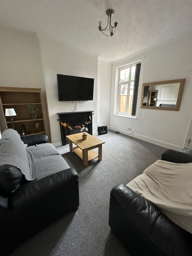 3 bed Detached for rent in Birmingham. From Purple Frog Property Ltd - Birmingham