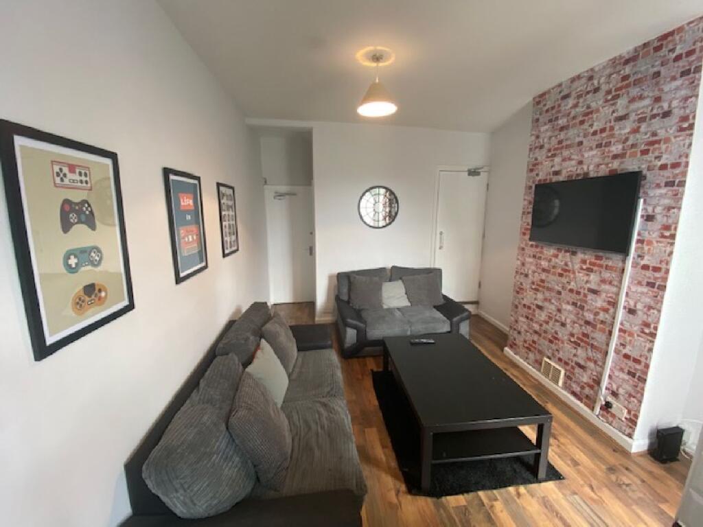 3 bed Detached for rent in Birmingham. From Purple Frog Property Ltd - Birmingham