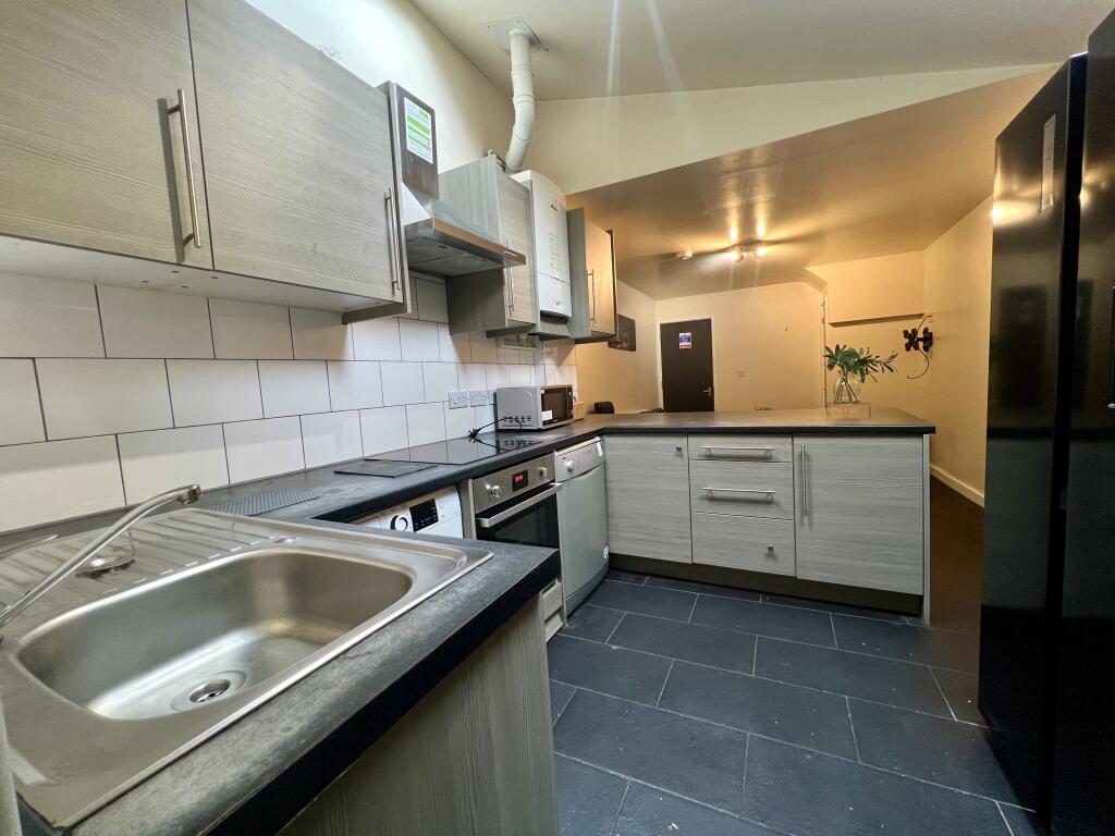 6 bed Detached for rent in Birmingham. From Purple Frog Property Ltd - Birmingham