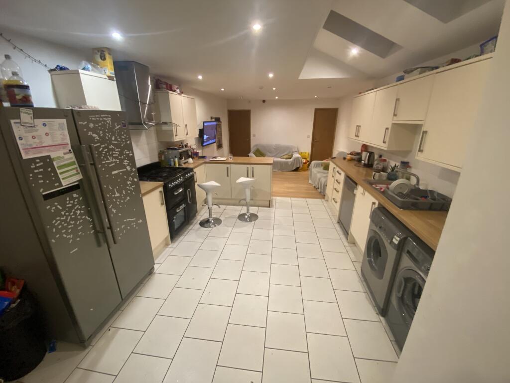 6 bed Detached for rent in Birmingham. From Purple Frog Property Ltd - Birmingham