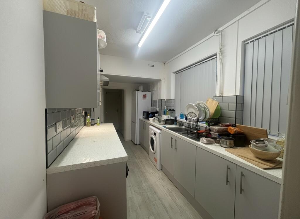 6 bed Detached for rent in Birmingham. From Purple Frog Property Ltd - Birmingham 6 bed Detached for rent in Birmingham. From Purple Frog Property Ltd - Birmingham