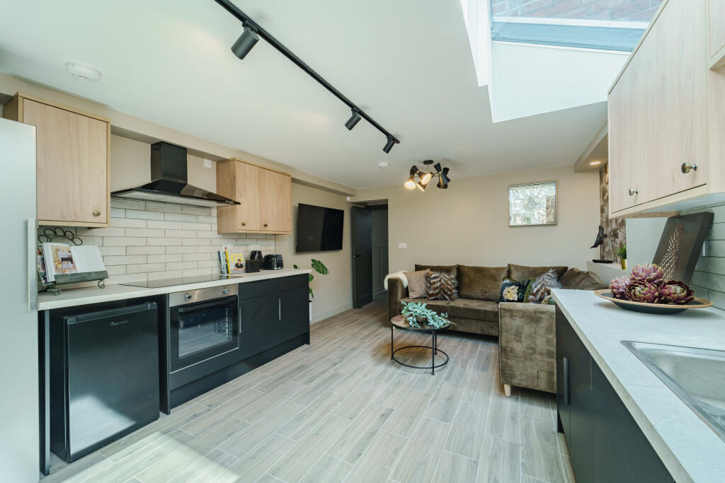 1 bed Detached for rent in Birmingham. From Purple Frog Property Ltd - Birmingham