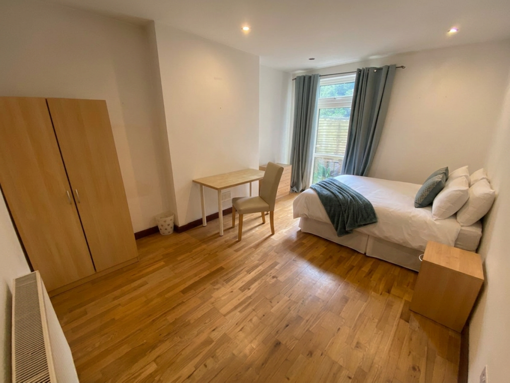 1 bed Detached for rent in Smethwick. From Purple Frog Property Ltd - Birmingham 1 bed Detached for rent in Smethwick. From Purple Frog Property Ltd - Birmingham