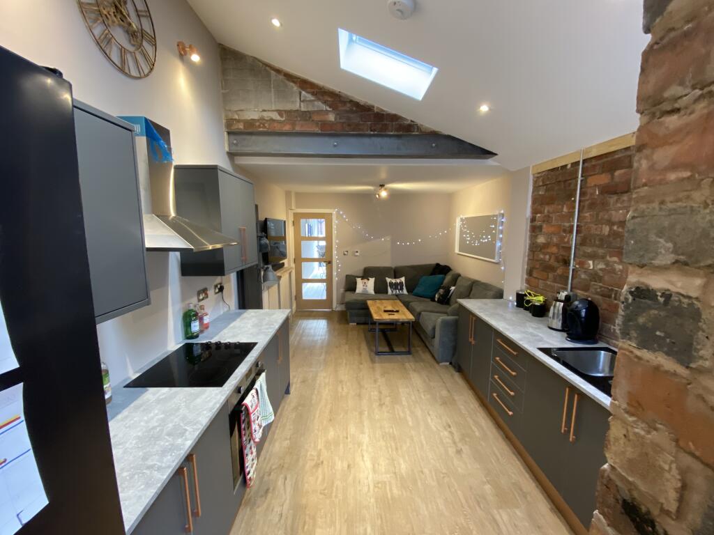1 bed Detached for rent in Birmingham. From Purple Frog Property Ltd - Birmingham