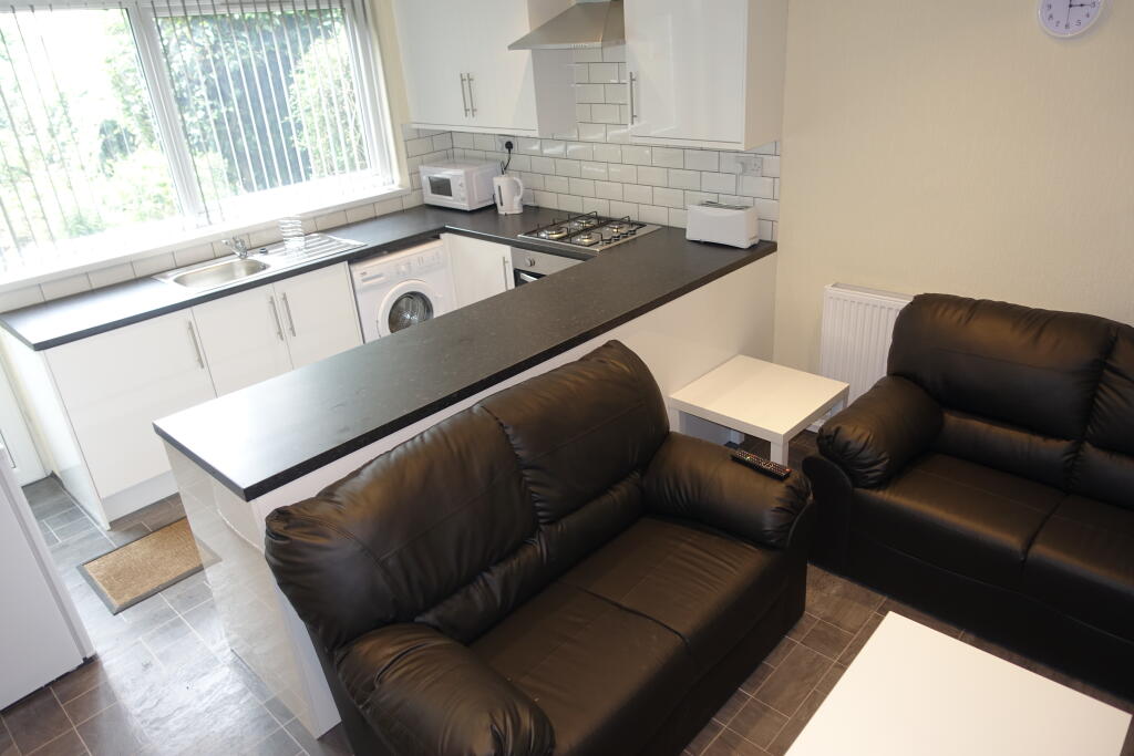 4 bed Detached for rent in Birmingham. From Purple Frog Property Ltd - Birmingham