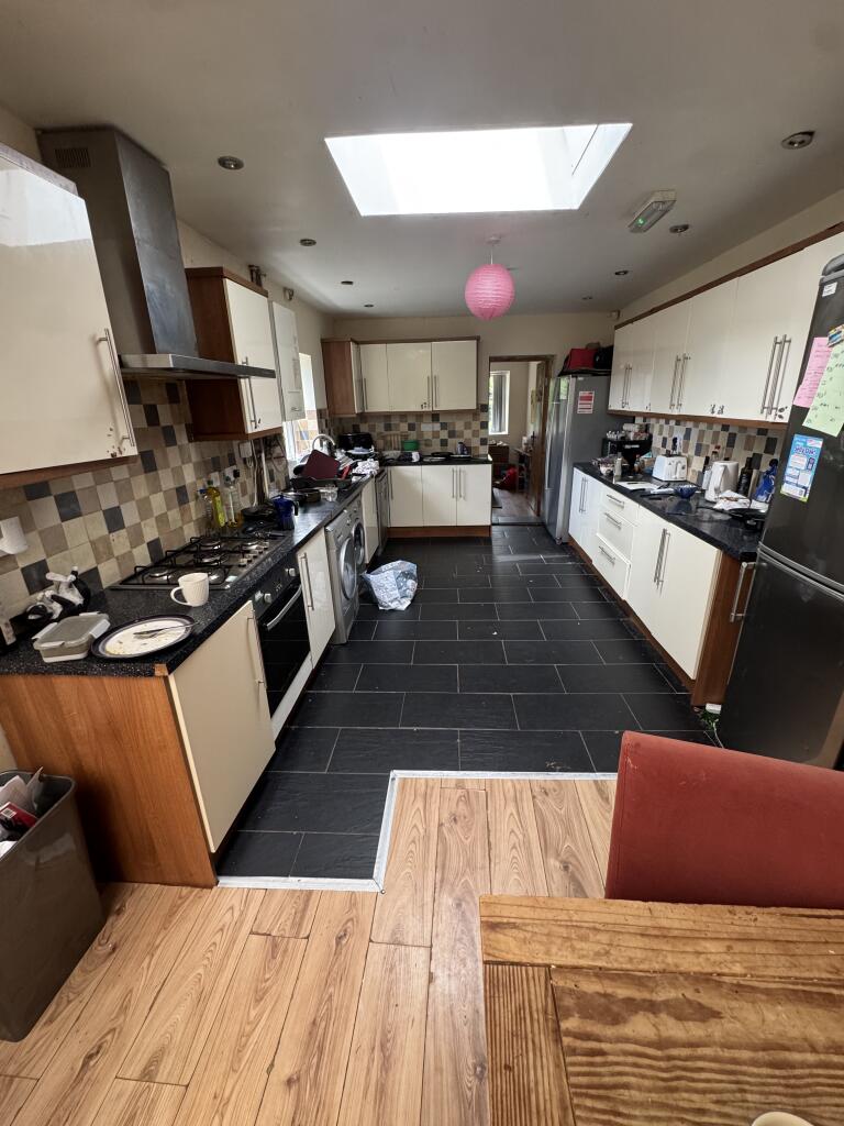 6 bed Detached for rent in Birmingham. From Purple Frog Property Ltd - Birmingham 6 bed Detached for rent in Birmingham. From Purple Frog Property Ltd - Birmingham