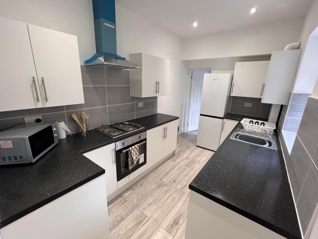 4 bed Detached for rent in Headley Heath. From Purple Frog Property Ltd - Birmingham 4 bed Detached for rent in Headley Heath. From Purple Frog Property Ltd - Birmingham