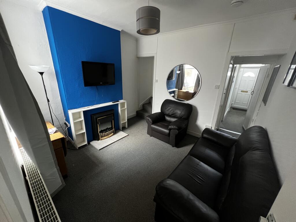 3 bed Detached for rent in Birmingham. From Purple Frog Property Ltd - Birmingham 3 bed Detached for rent in Birmingham. From Purple Frog Property Ltd - Birmingham