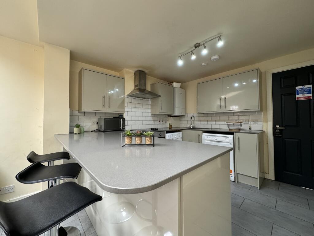 6 bed Detached for rent in Birmingham. From Purple Frog Property Ltd - Birmingham 6 bed Detached for rent in Birmingham. From Purple Frog Property Ltd - Birmingham