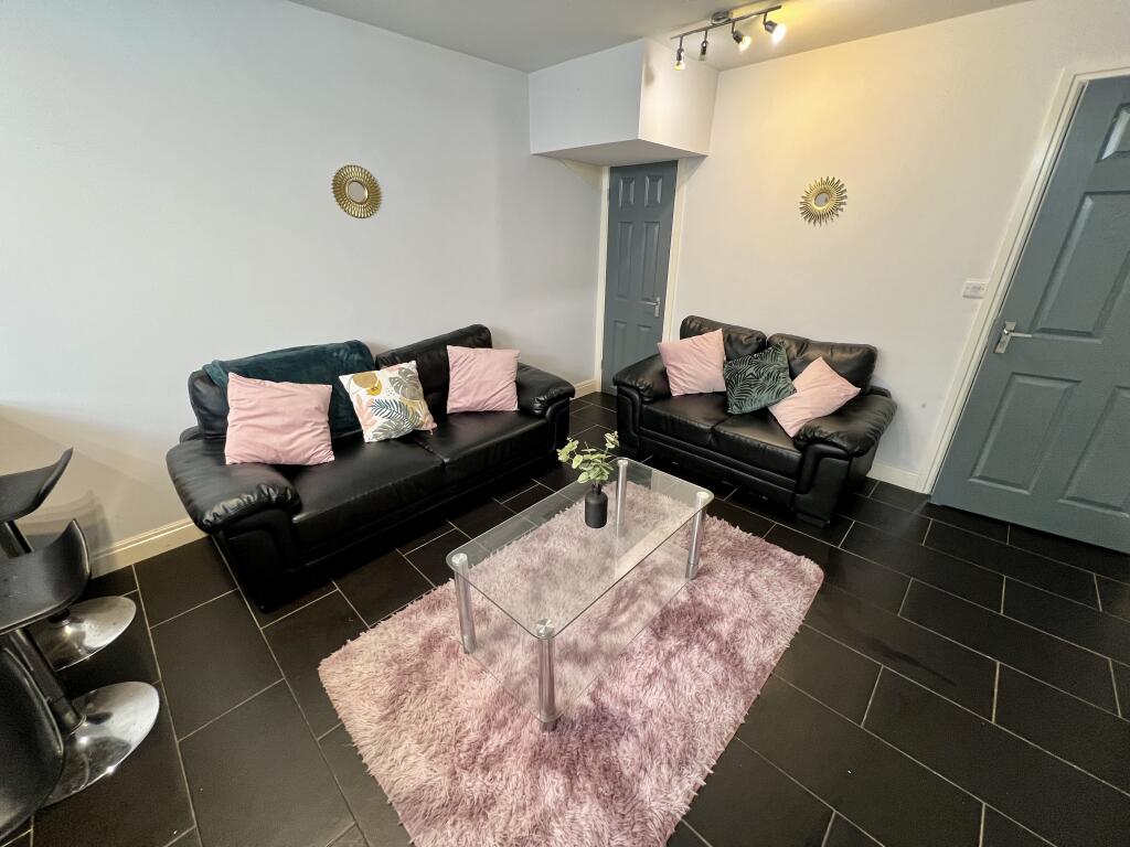 6 bed Detached for rent in Birmingham. From Purple Frog Property Ltd - Birmingham 6 bed Detached for rent in Birmingham. From Purple Frog Property Ltd - Birmingham