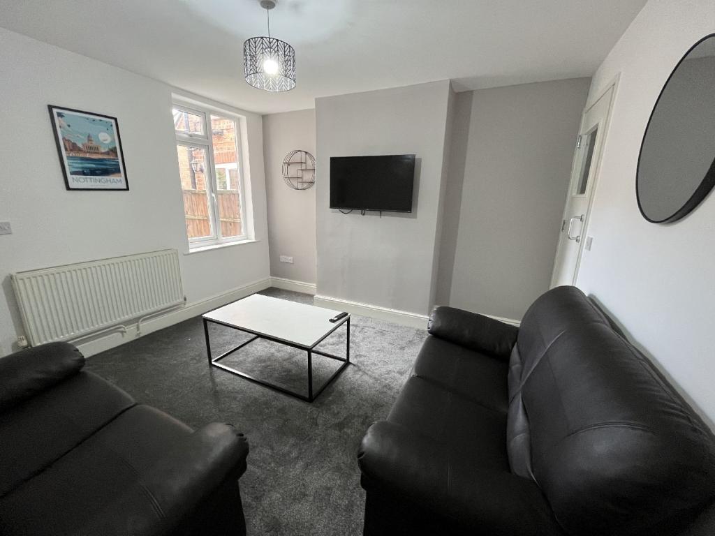4 bed Room for rent in Beeston. From Purple Frog Property Ltd - Nottingham