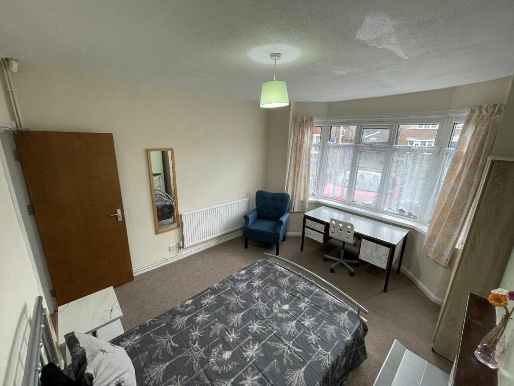 5 bed Room for rent in Beeston. From Purple Frog Property Ltd - Nottingham