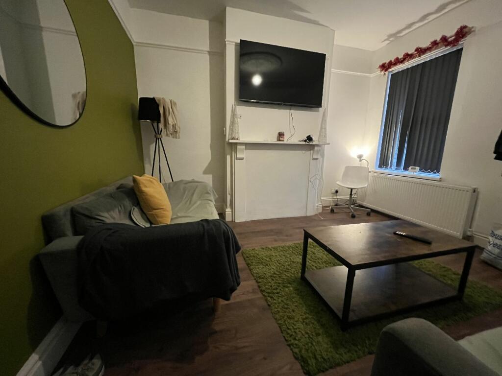 5 bed Room for rent in Nottingham. From Purple Frog Property Ltd - Nottingham