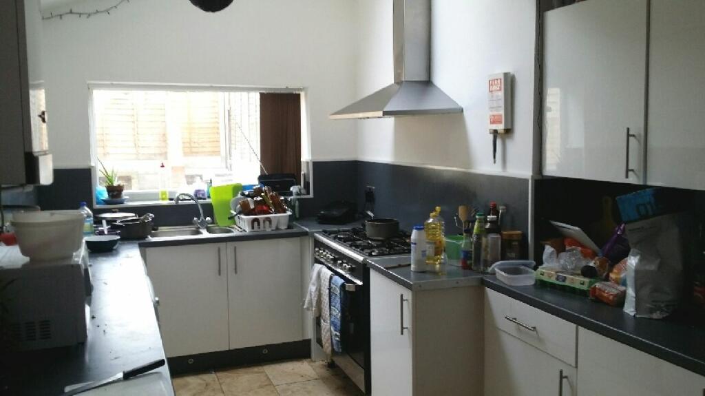 6 bed House Share for rent in Nottingham. From PURPLE FROG ASSET MANAGEMENT LIMITED - Nottingham