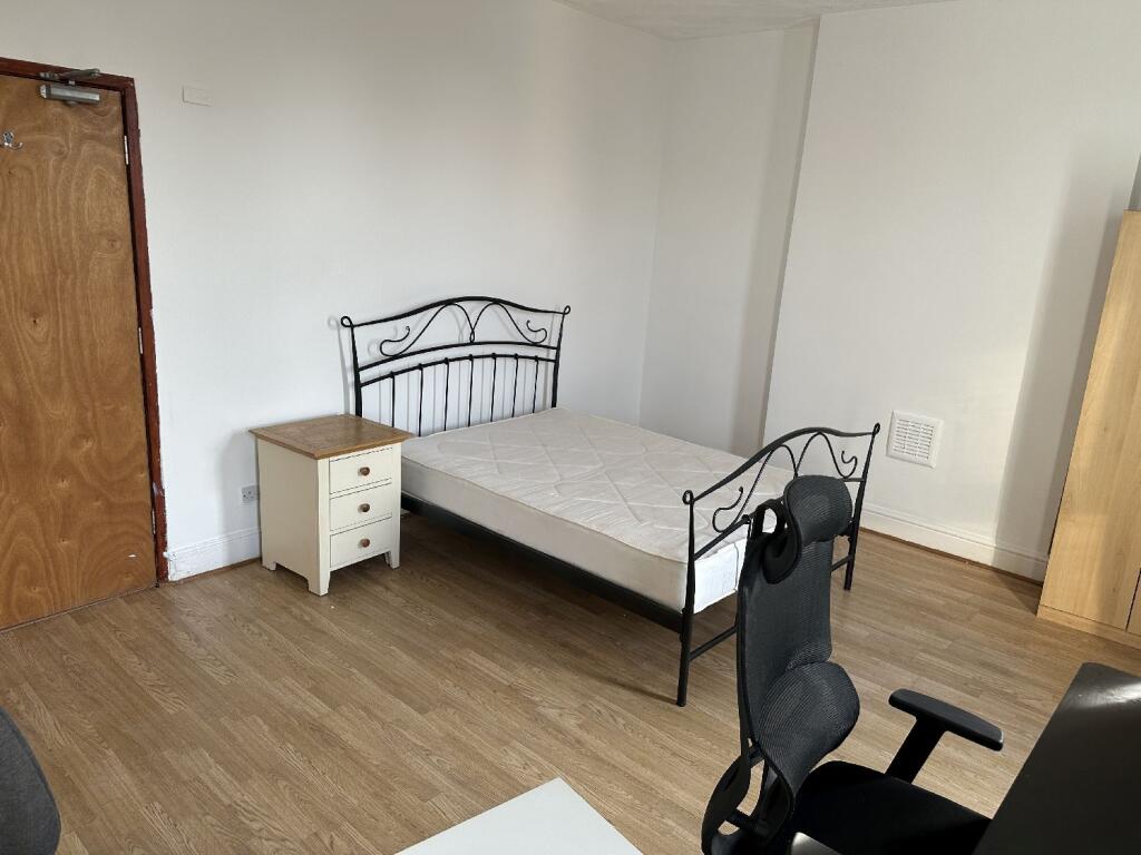 7 bed House Share for rent in Nottingham. From PURPLE FROG ASSET MANAGEMENT LIMITED - Nottingham