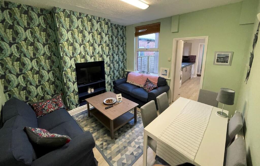 5 bed House Share for rent in Nottingham. From PURPLE FROG ASSET MANAGEMENT LIMITED - Nottingham