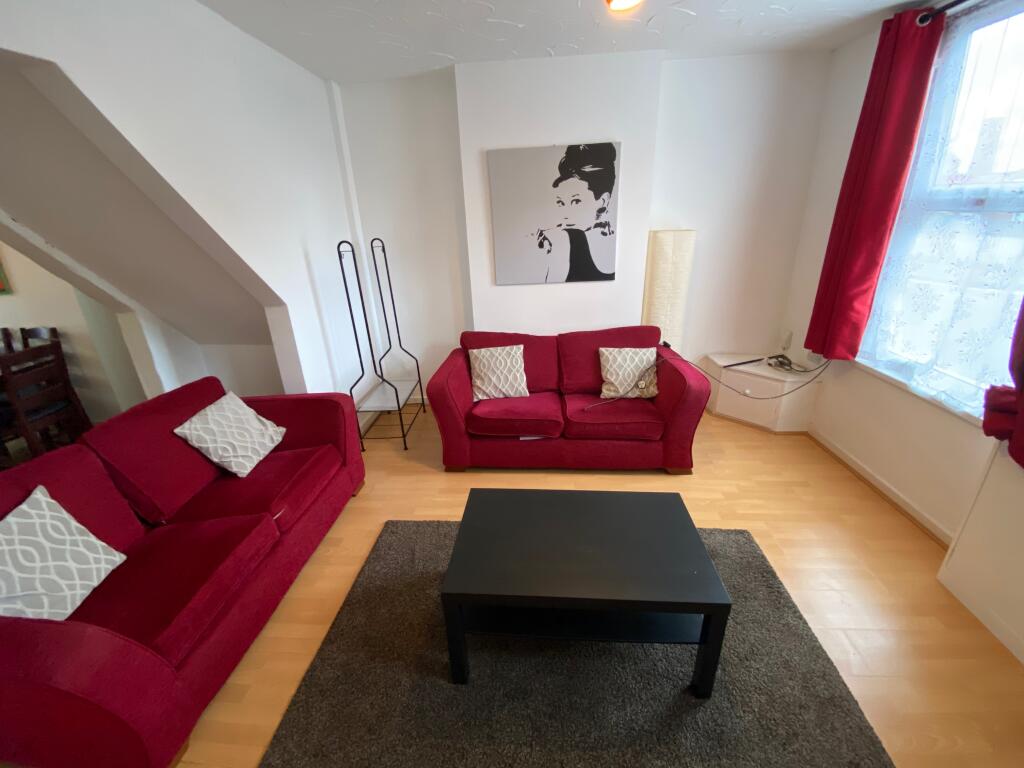 3 bed Detached for rent in Beeston. From PURPLE FROG ASSET MANAGEMENT LIMITED - Nottingham