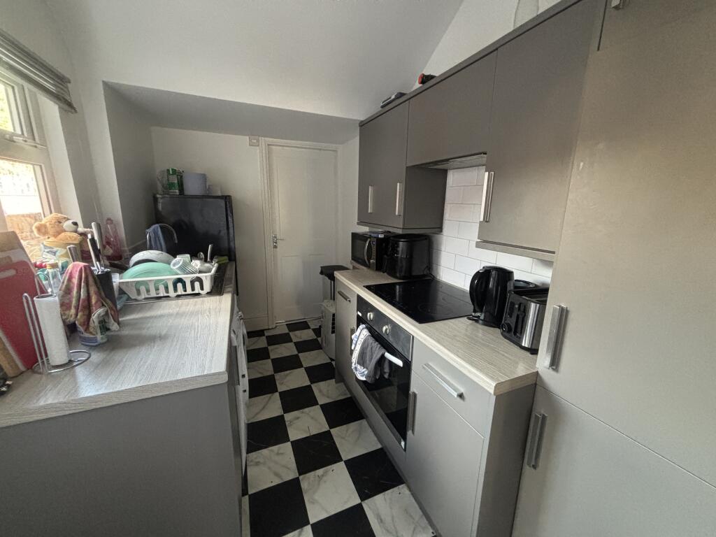 4 bed Detached for rent in Nottingham. From PURPLE FROG ASSET MANAGEMENT LIMITED - Nottingham