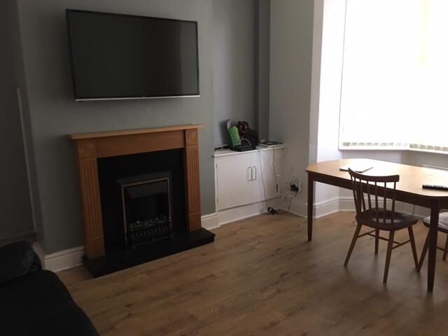 5 bed Detached for rent in Nottingham. From PURPLE FROG ASSET MANAGEMENT LIMITED - Nottingham