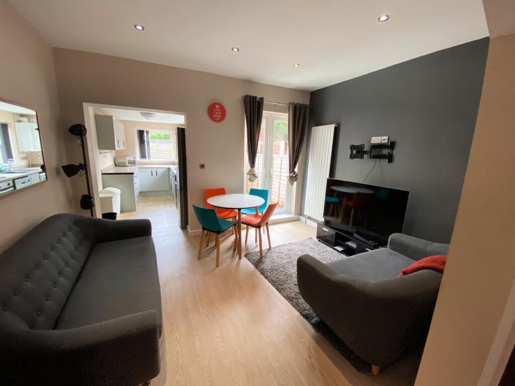 5 bed Detached for rent in Wilford. From PURPLE FROG ASSET MANAGEMENT LIMITED - Nottingham